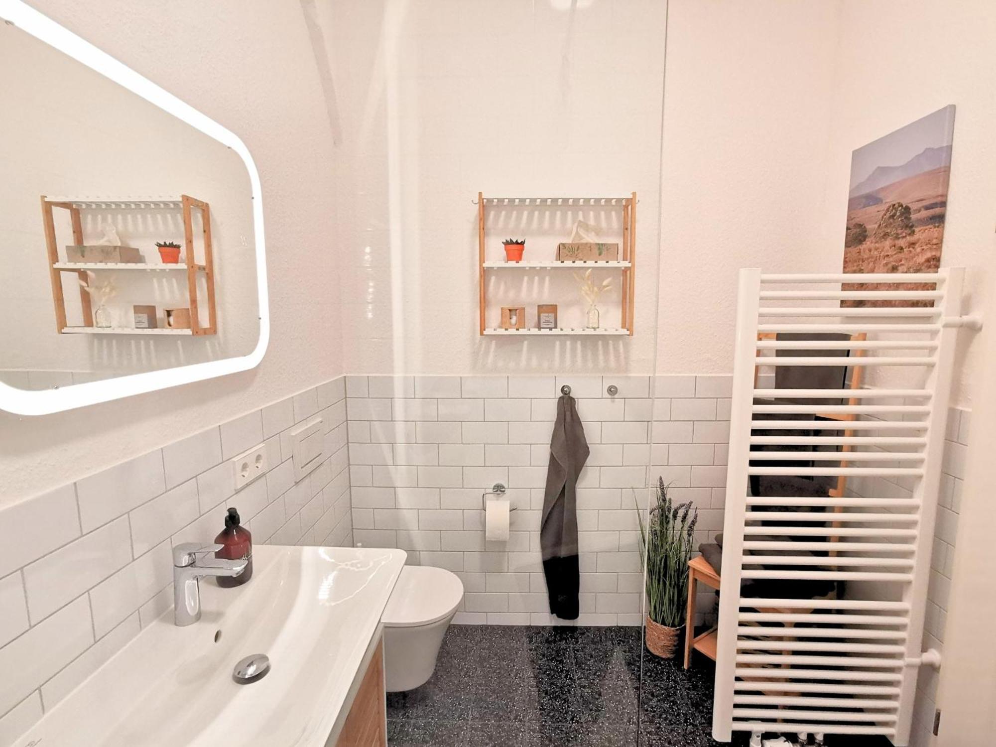 Fynbos Apartments Theaterblick, Historisch & Stilvoll, Parkplatz Meissen Bilik gambar